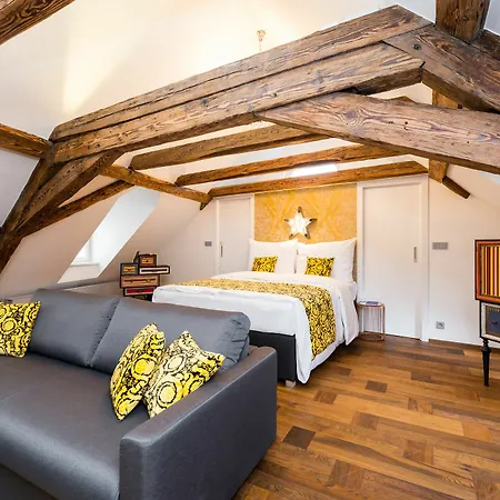 Empirent Castle Apartment Prague