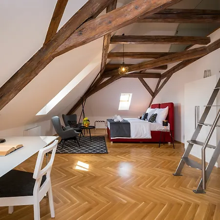 Apartment Empirent Castle