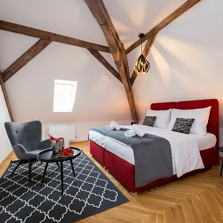 Empirent Castle Apartment Prague