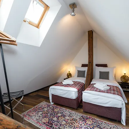 Empirent Castle Apartment *