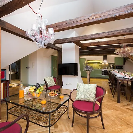 Apartment Empirent Castle
