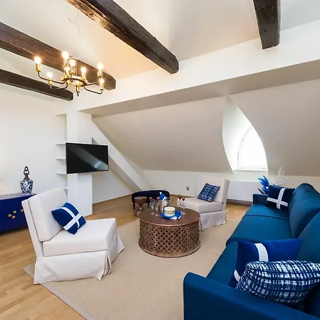 Apartment Empirent Castle