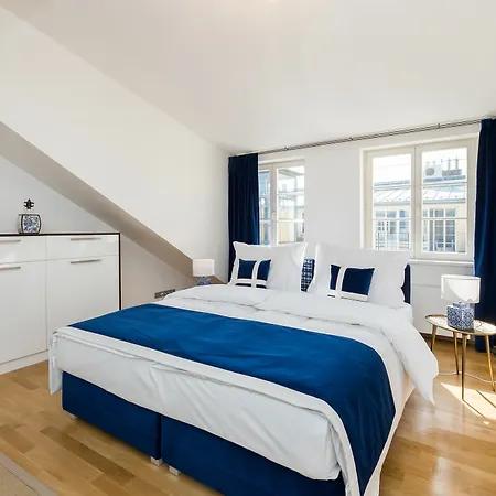 Empirent Castle Apartment Prague