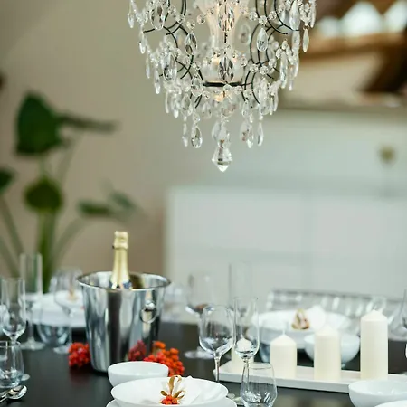 Empirent Castle Apartment *