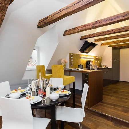 Apartment Empirent Castle Prague